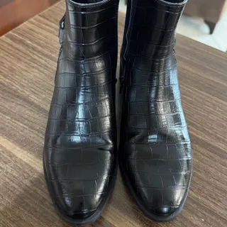 نیم بوت چرم برند aldo