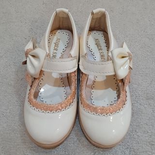 کفش دخترونه ورنی