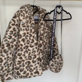 تدی خال خالی