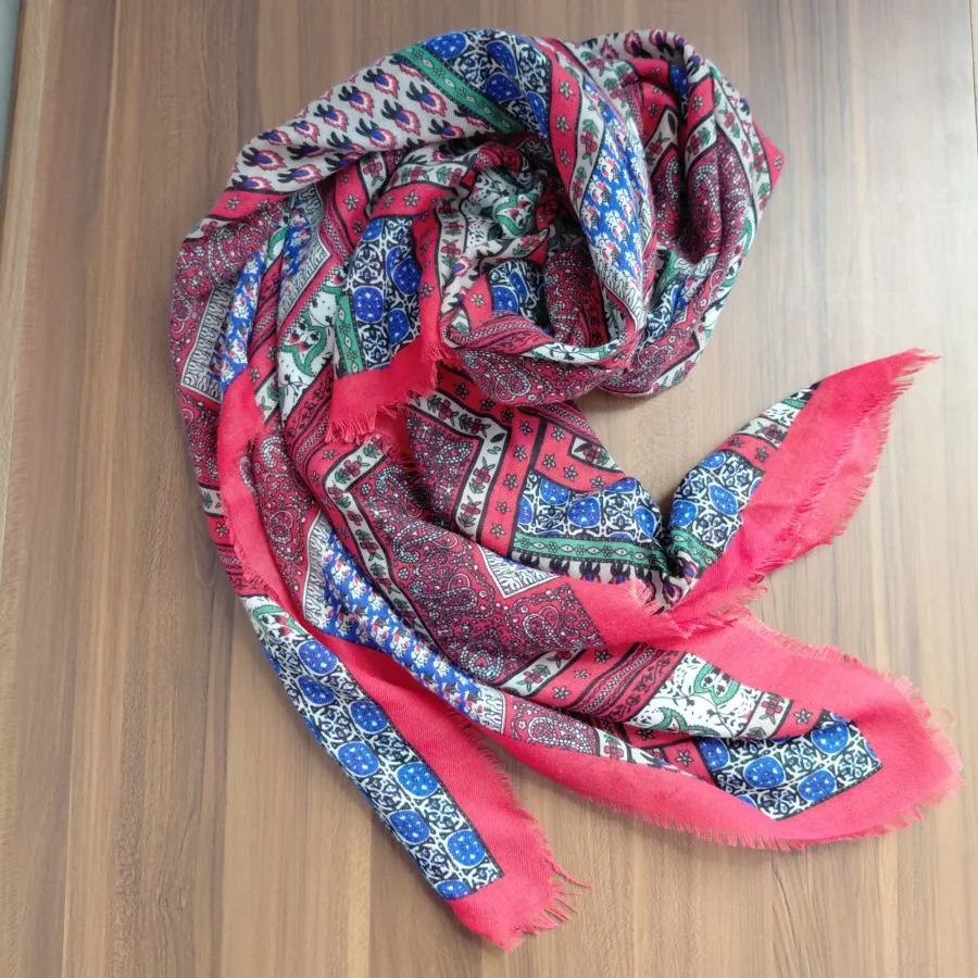 روسری قواره بزرگ