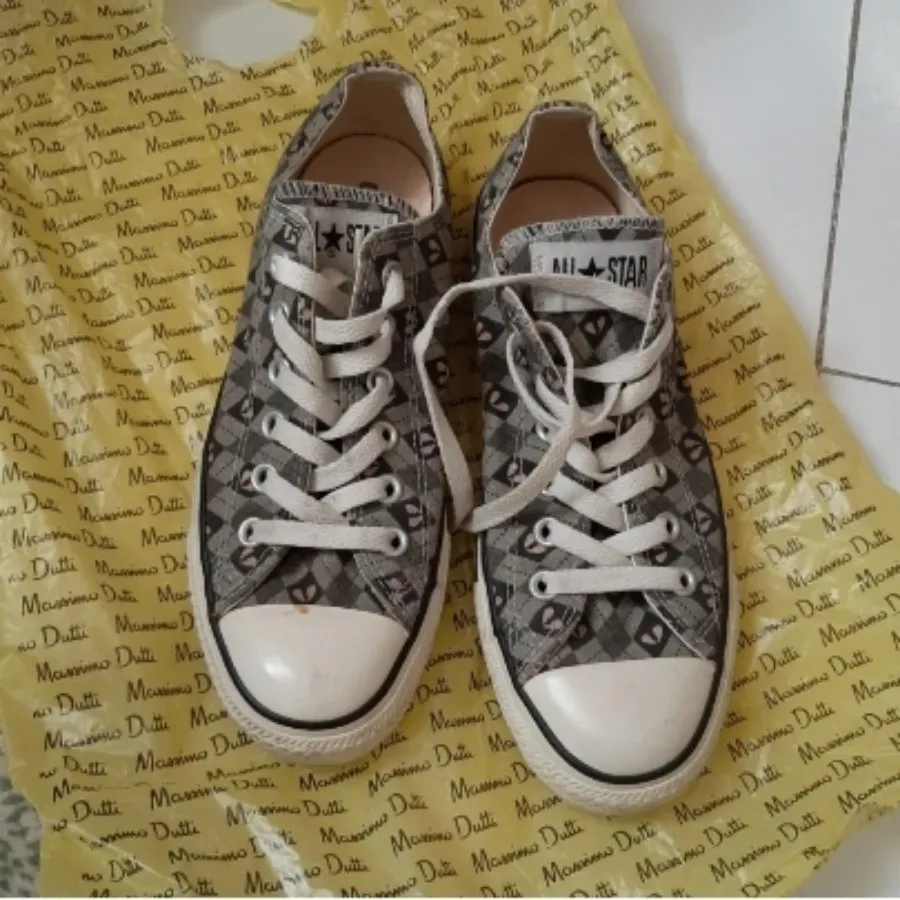 کتونی کانورس