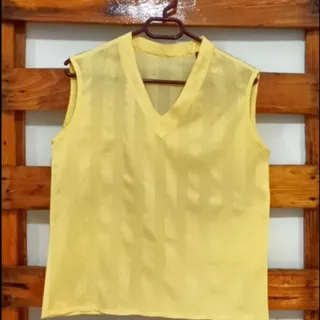 تاپ راحتی زرد