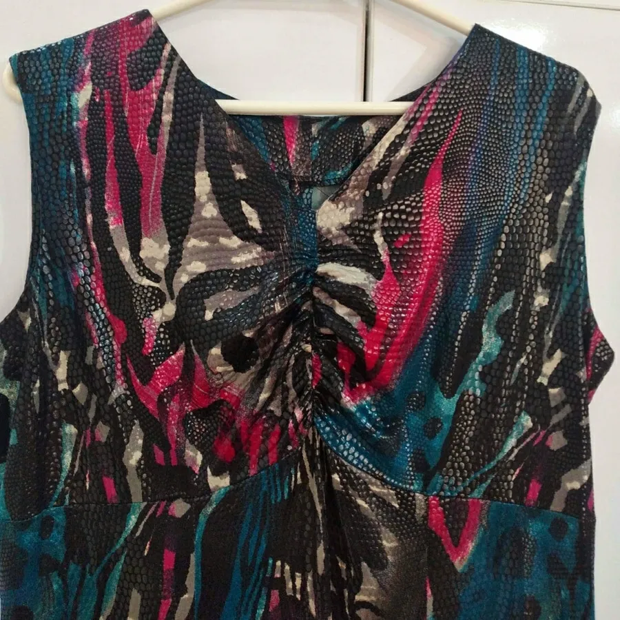 پیراهن پوست ماری