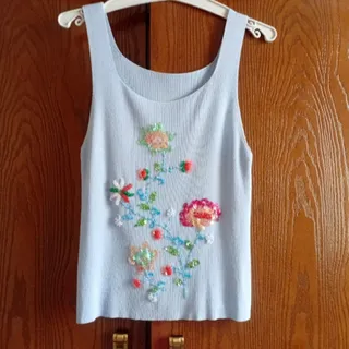 تاپ گلدوزی کار دست