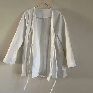 پالتو یا شکت سفید