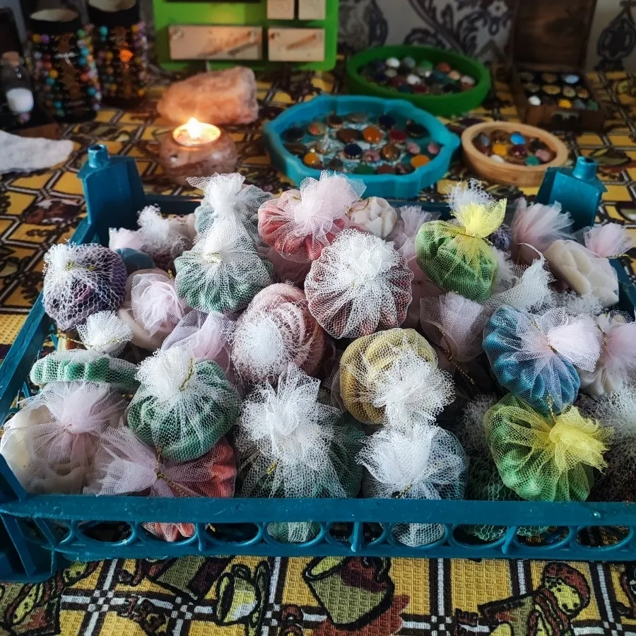 شمع های رو آبی