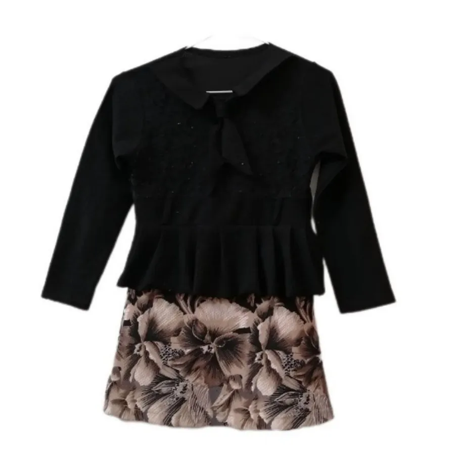 پیراهن دخترانه