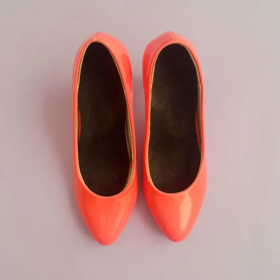 کفش صورتی خوشرنگ