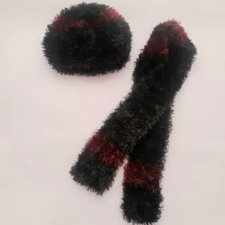 شال گردن و کلاه