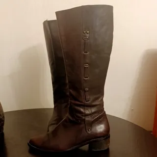 بوت بلند چرم زنانه