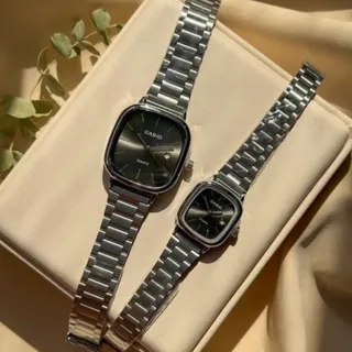 ساعت اولد مانی