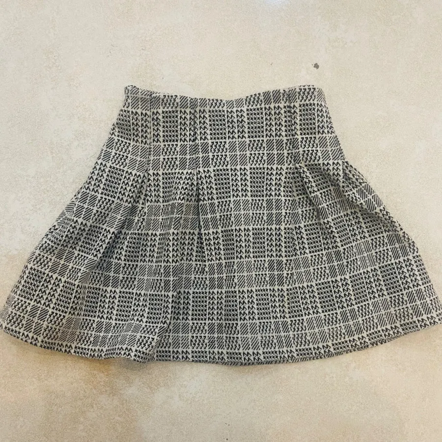 دامن زمستانی