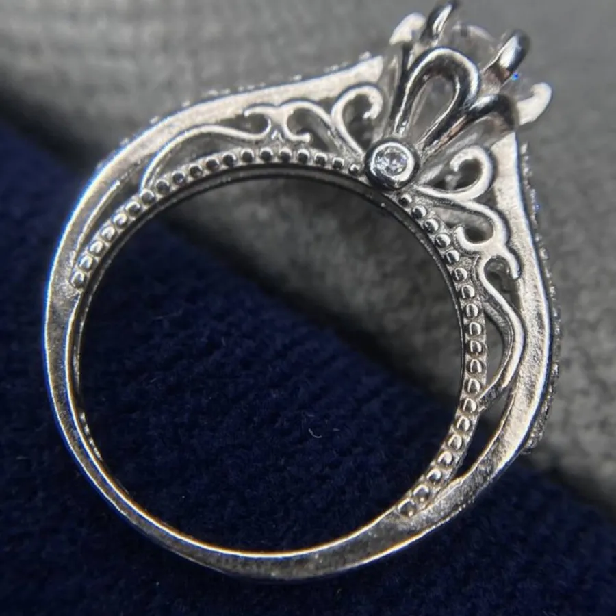 انگشتر نفره جواهری