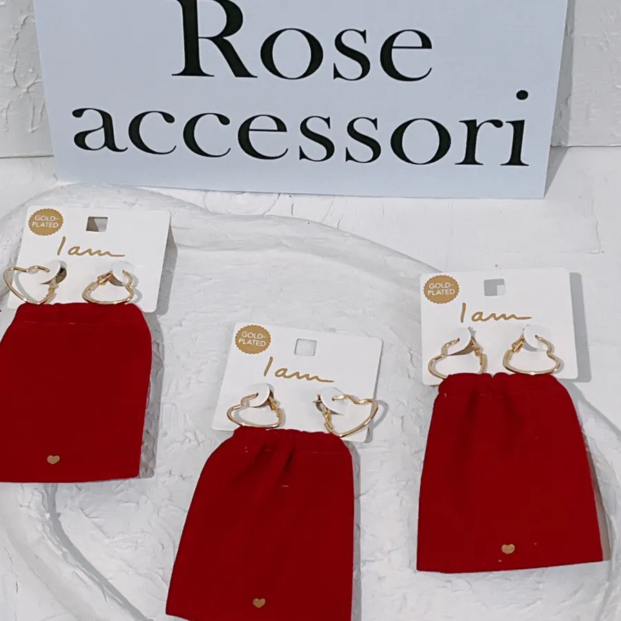 گوشواره ارسال رایگان