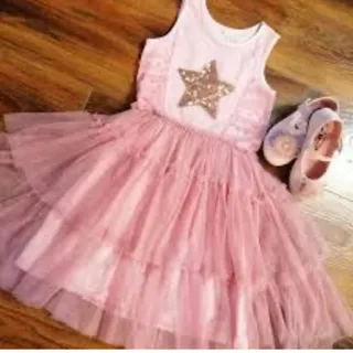 پیراهن صورتی خارجی