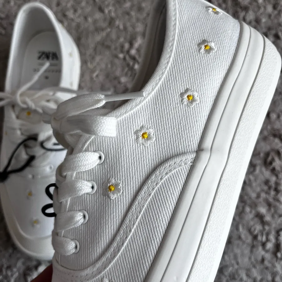 کتونی زارا 38