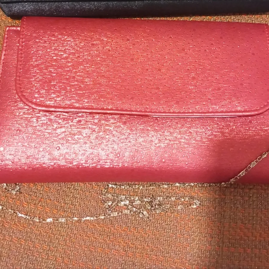 کیف مجلسی قرمز