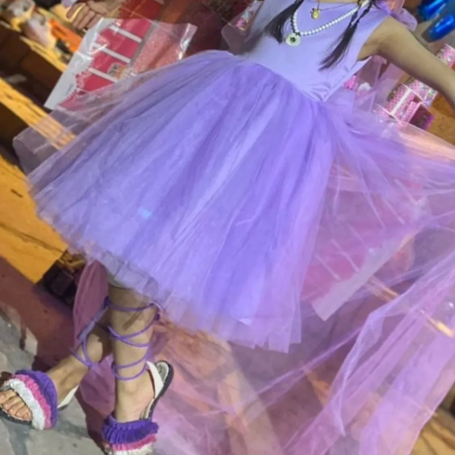 پیراهن دخترانه