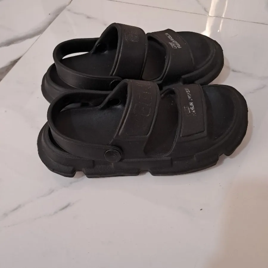 صندل پسرونه