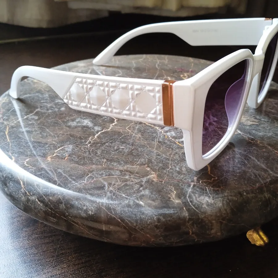 عینک آفتابی