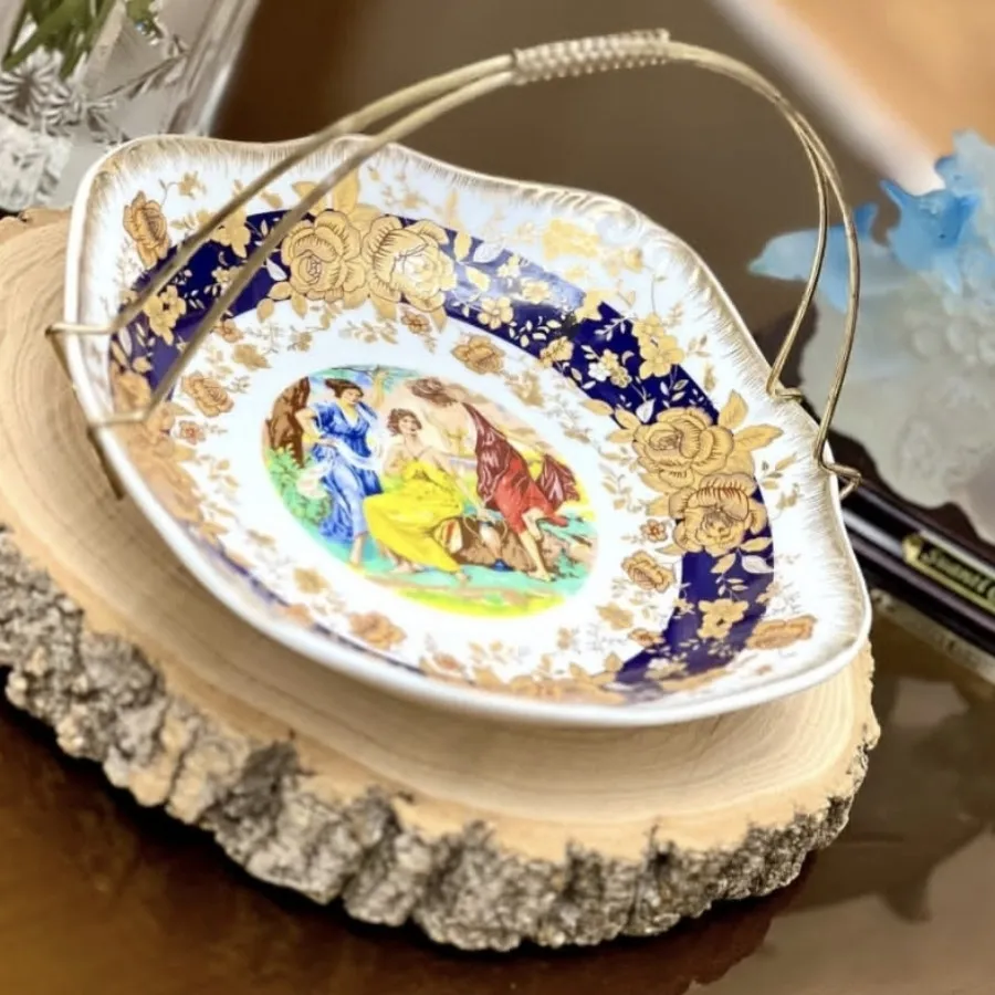 شیرینی خوری یا خرما خوری