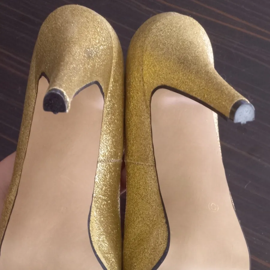 کفش مجلسی طلایی