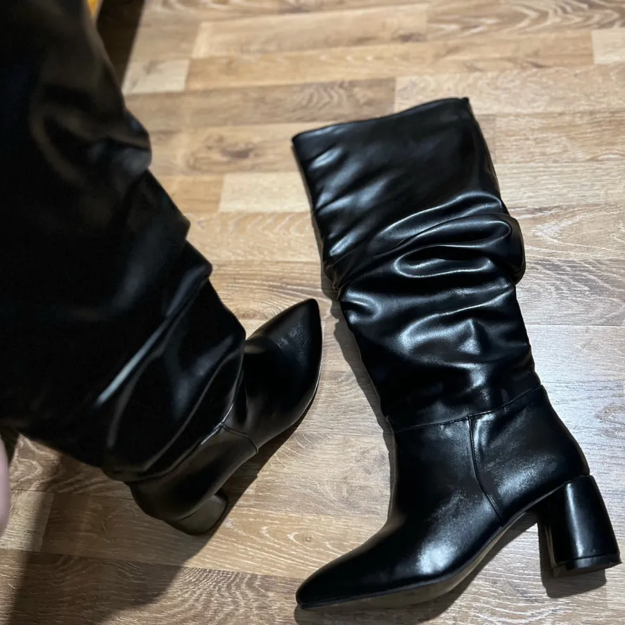 بوت بلند چرم مشکی