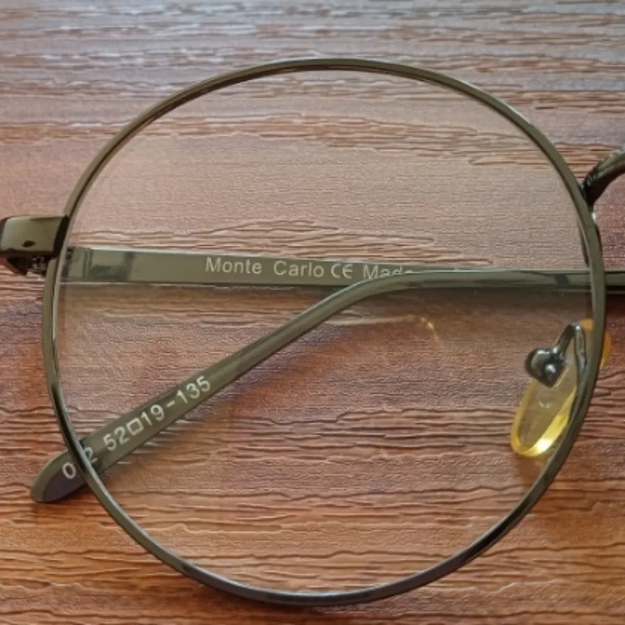 فریم عینک طبی گرد