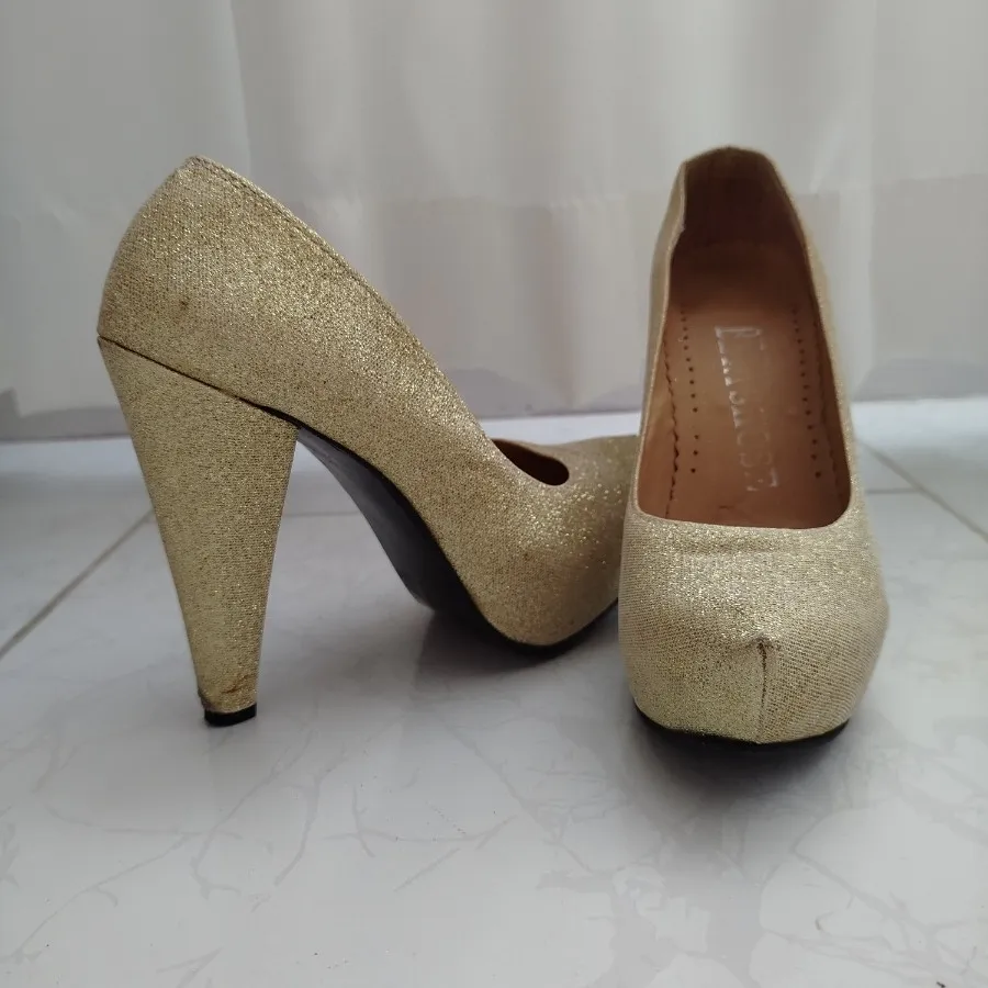 کفش مجلسی پاشنه بلند