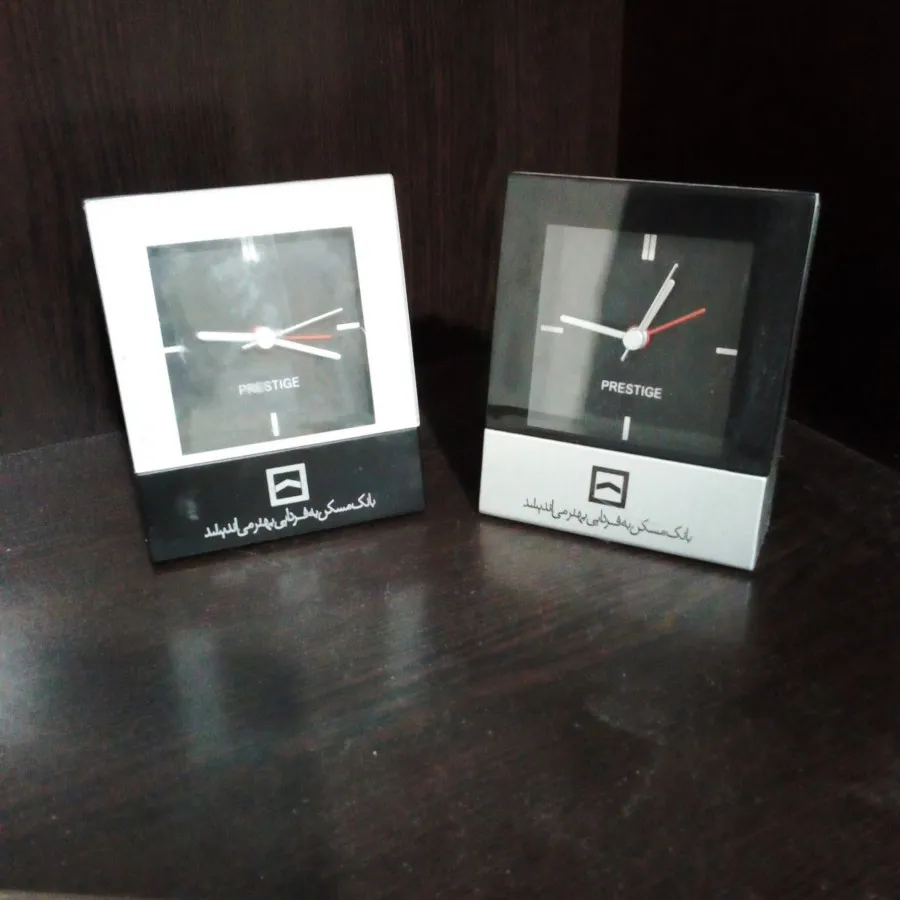 ساعت رومیزی