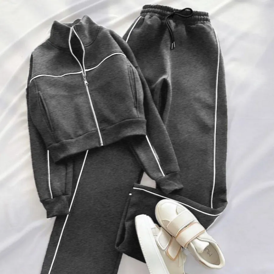 سوییشرت و شلوار