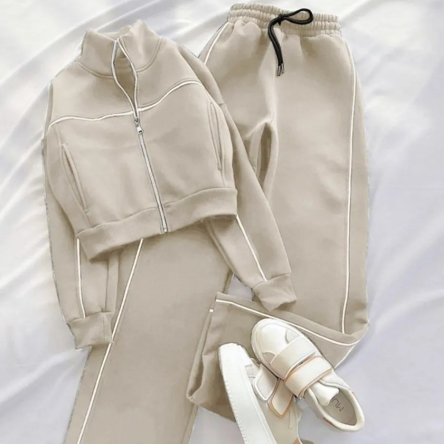 سوییشرت و شلوار