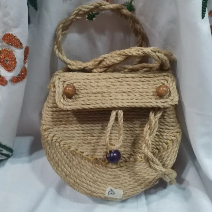 کیف دوشی کنفی