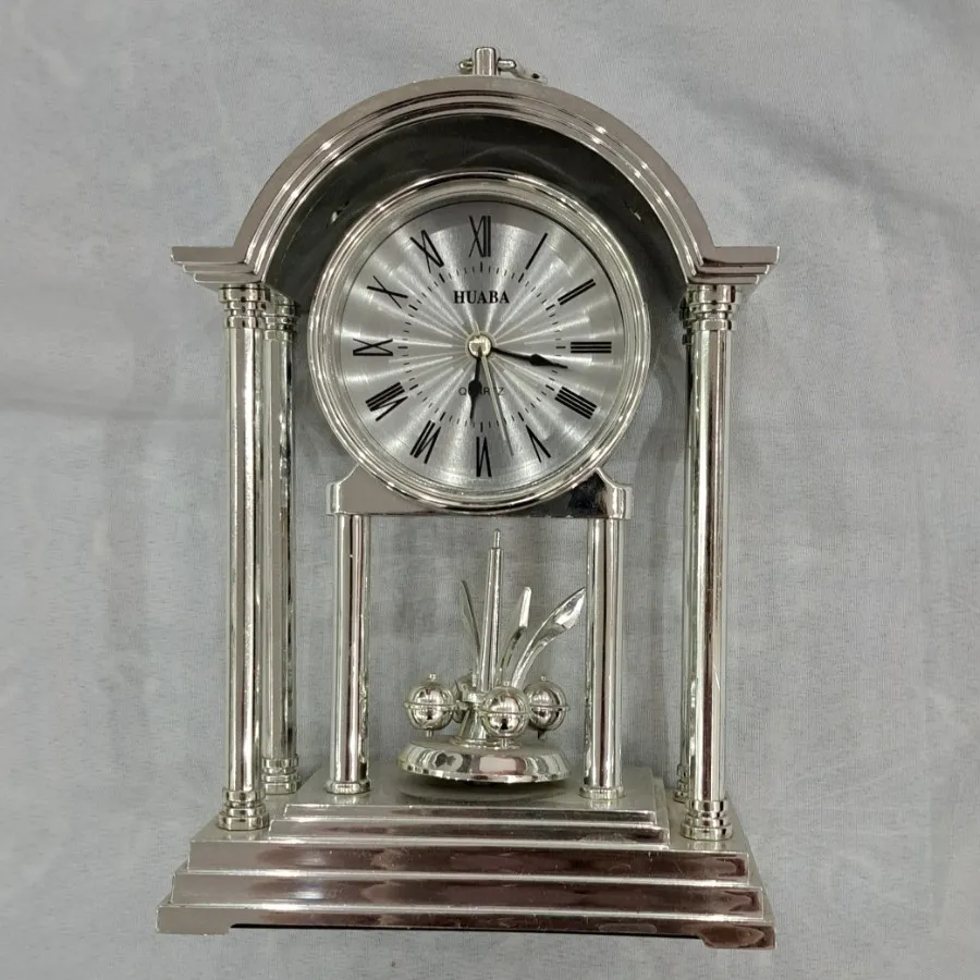 ساعت رومیزی