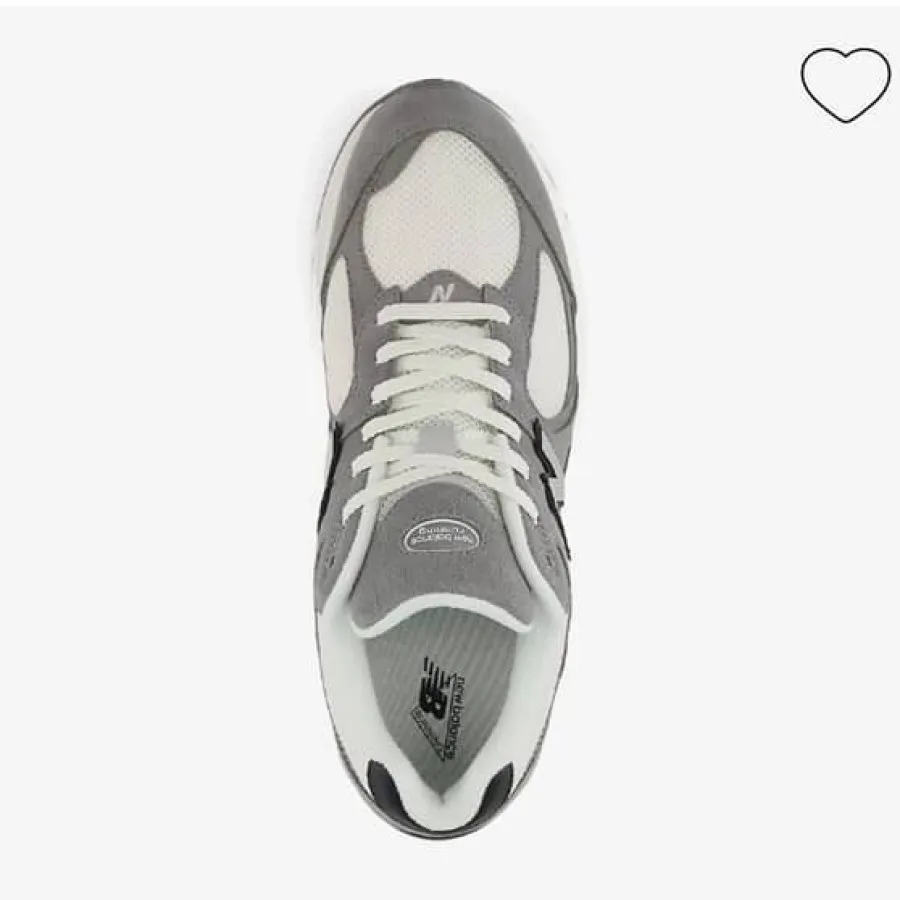 کتونی نیوبالانس