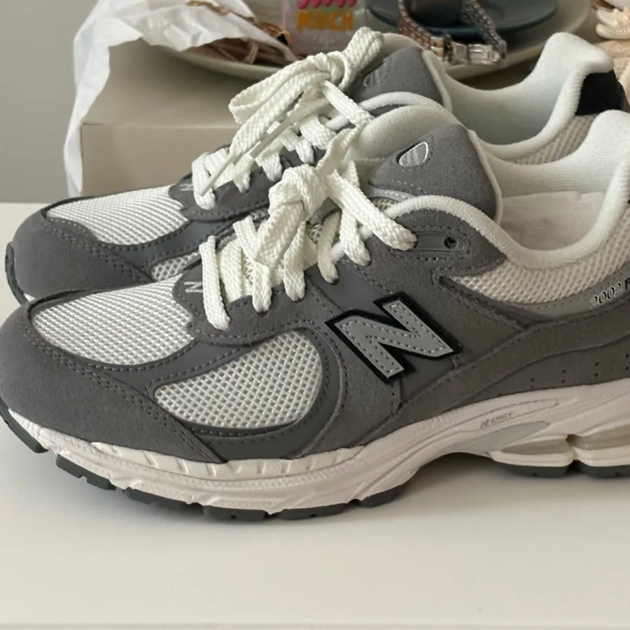 کتونی نیوبالانس