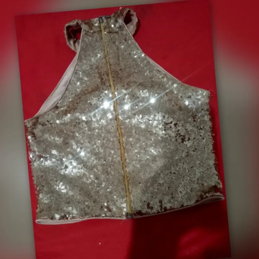 کراپ تاپ مجلسی طلایی