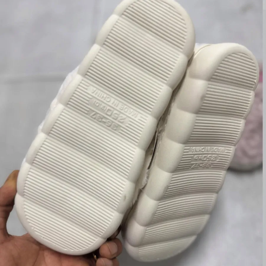 پاپوش وارداتی