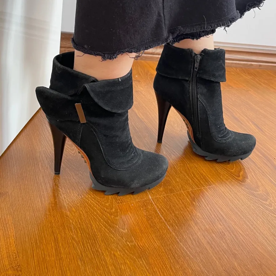 نیم بوت زنونه