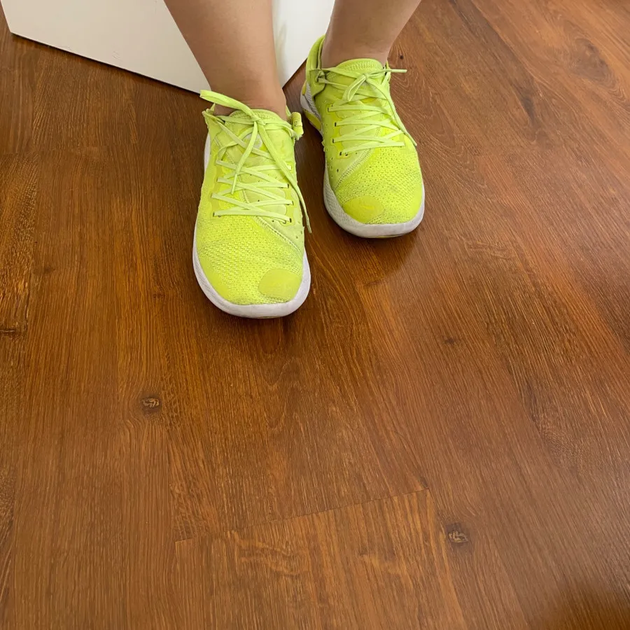 کتونی زنونه