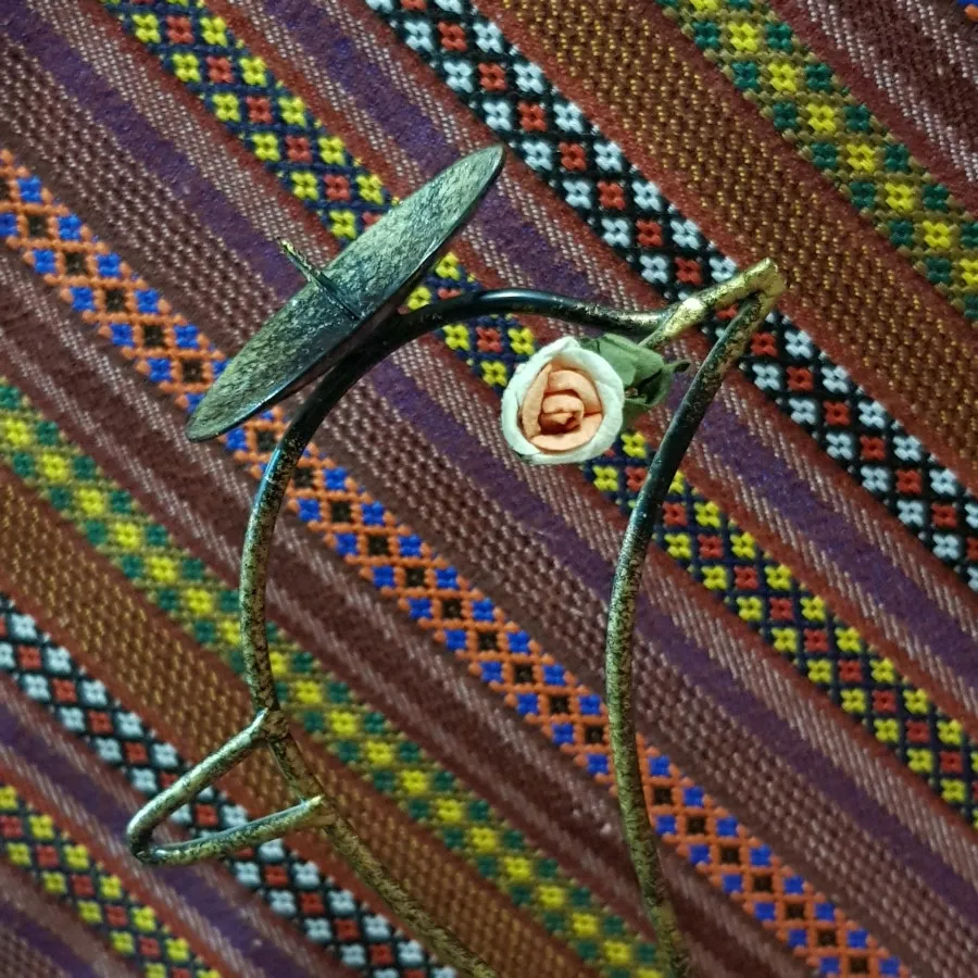 شمعدان فلزی طرح دلفین