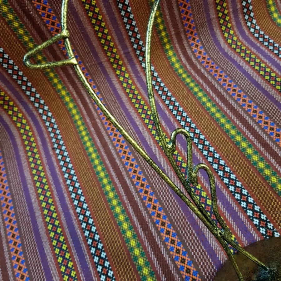 شمعدان فلزی طرح دلفین