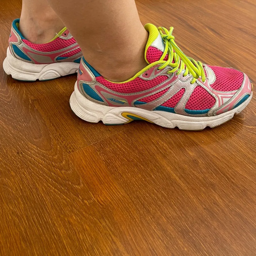 کتونی زنونه