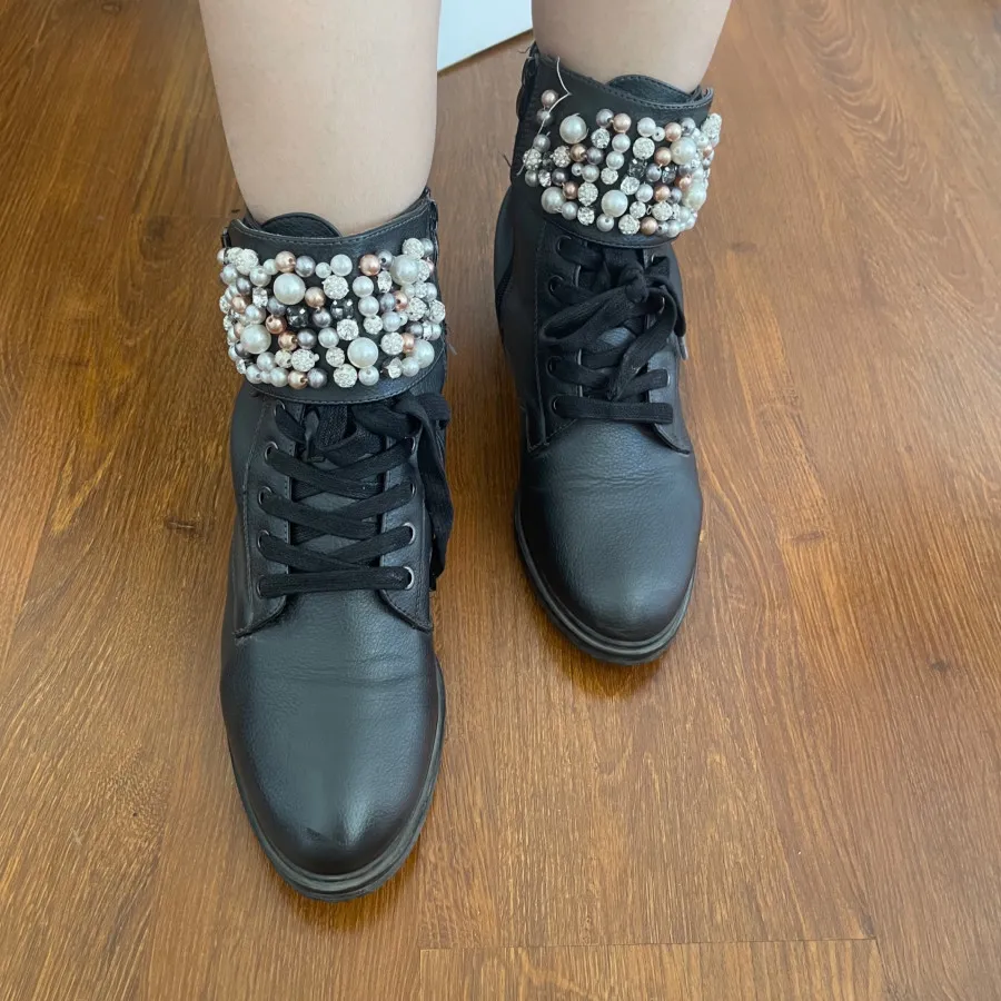 نیم بوت زنونه