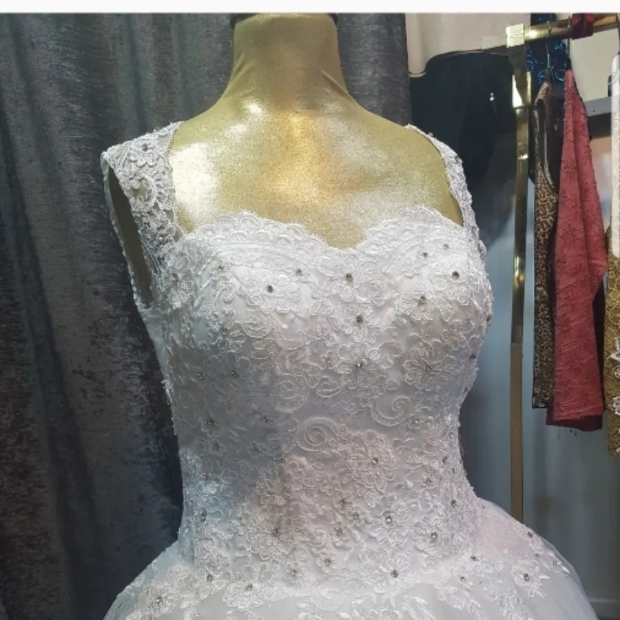 لباس عروس