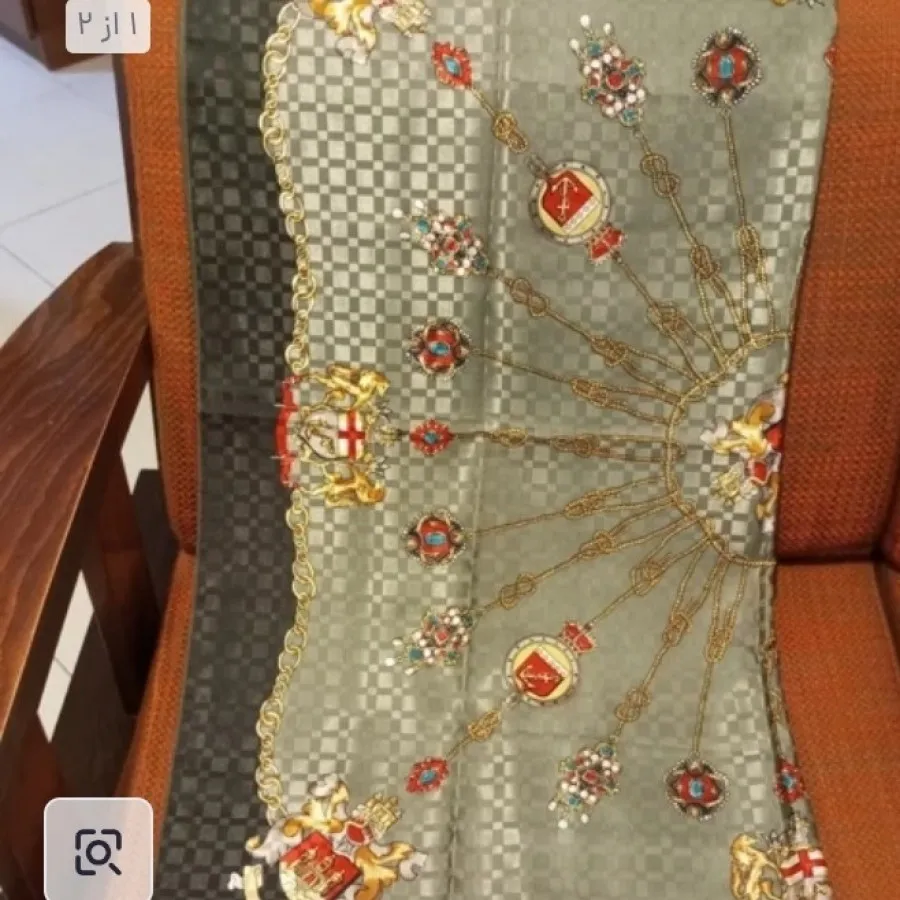 روسری ساتن کلاسیک