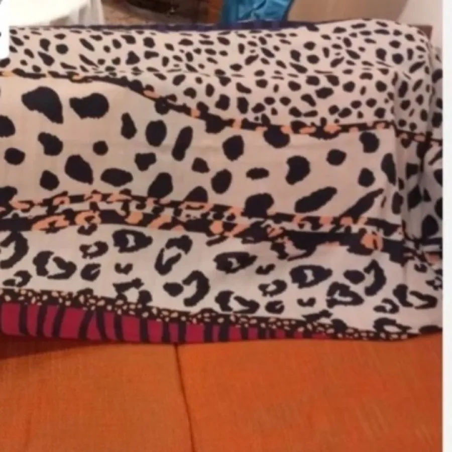 شال نخی طرح پلنگی