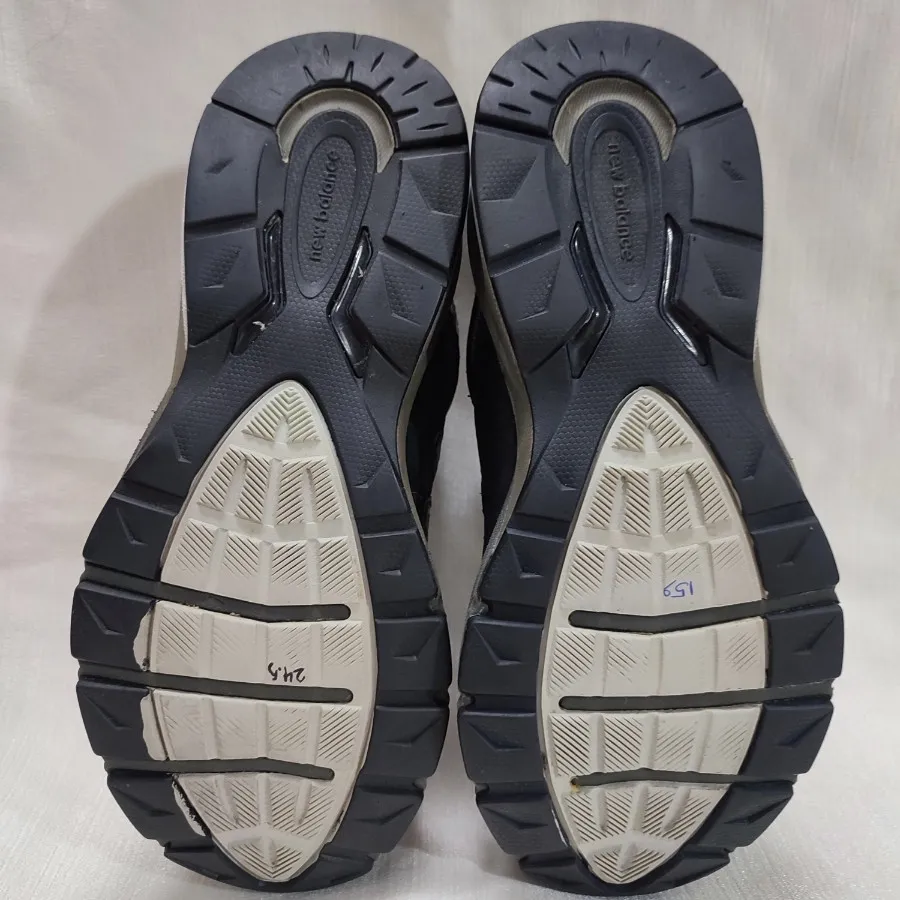 کتونی نیوبالانس امریکایی