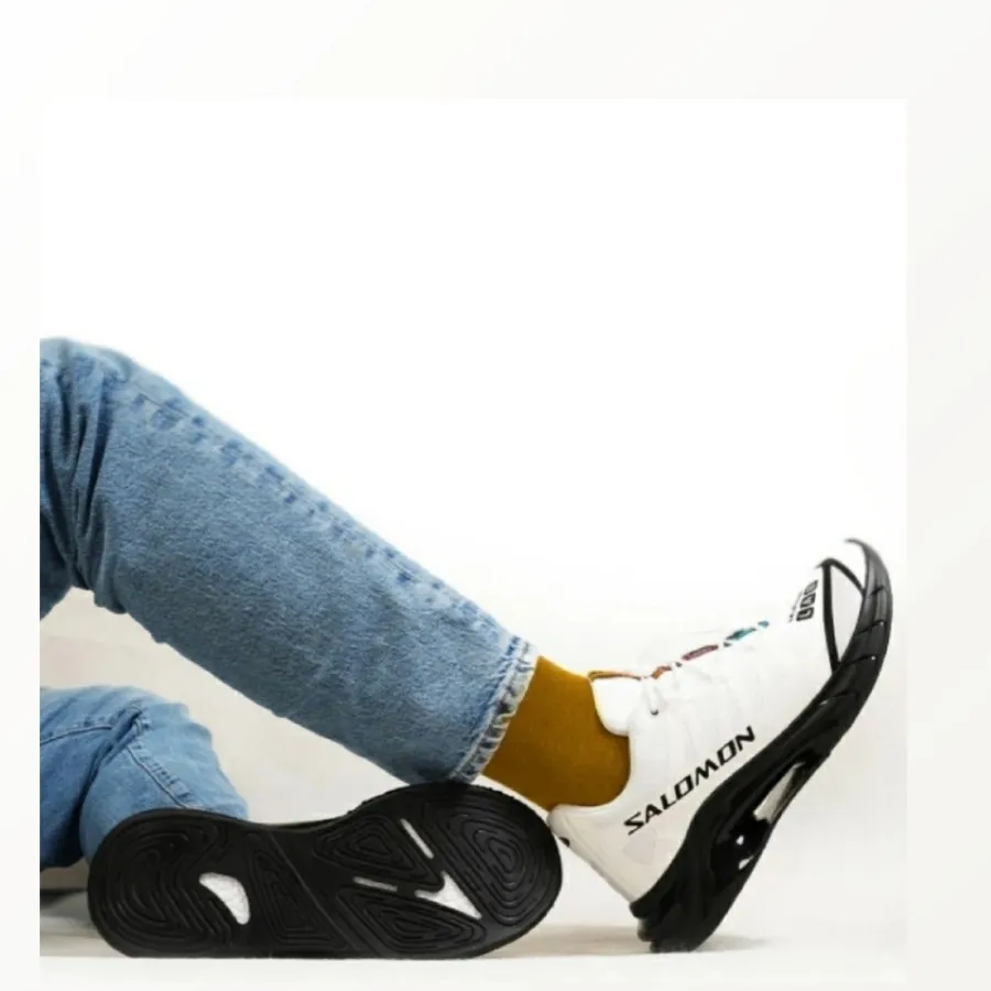 کتانی چرمی سالمون