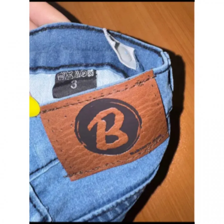 شلوار جین بچگانه